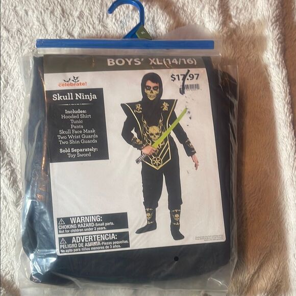Skull ninja boys costume size extra large 14/16 NEW - Picture 1 of 6